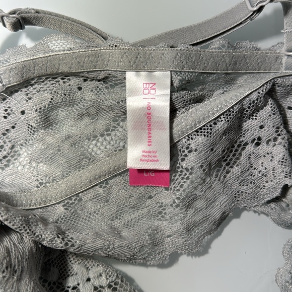 3 pc bundle bralettes with adjustable straps & padding M - Picture 11 of 11